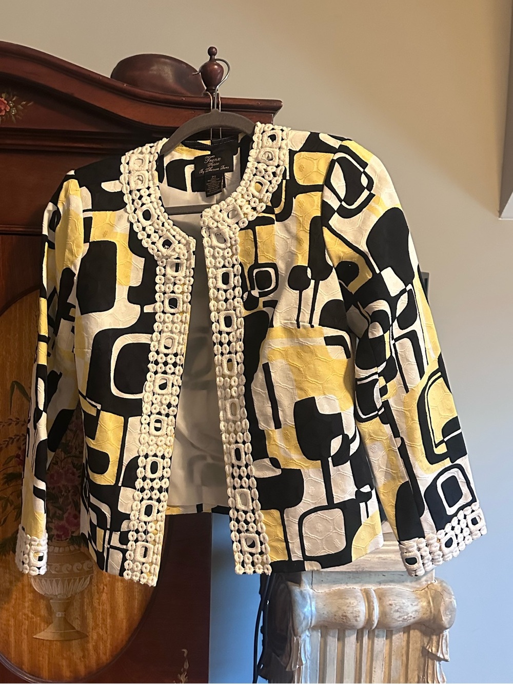 Frenz Petite by Theresa Alenzi black, white , yellow jacket